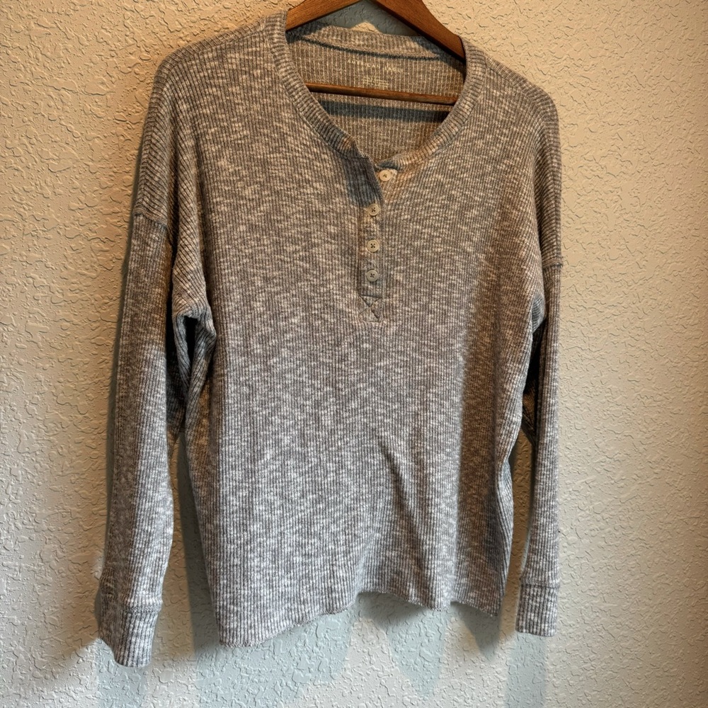 American eagle outfitters gray  henley drop shoulder sweater size Large